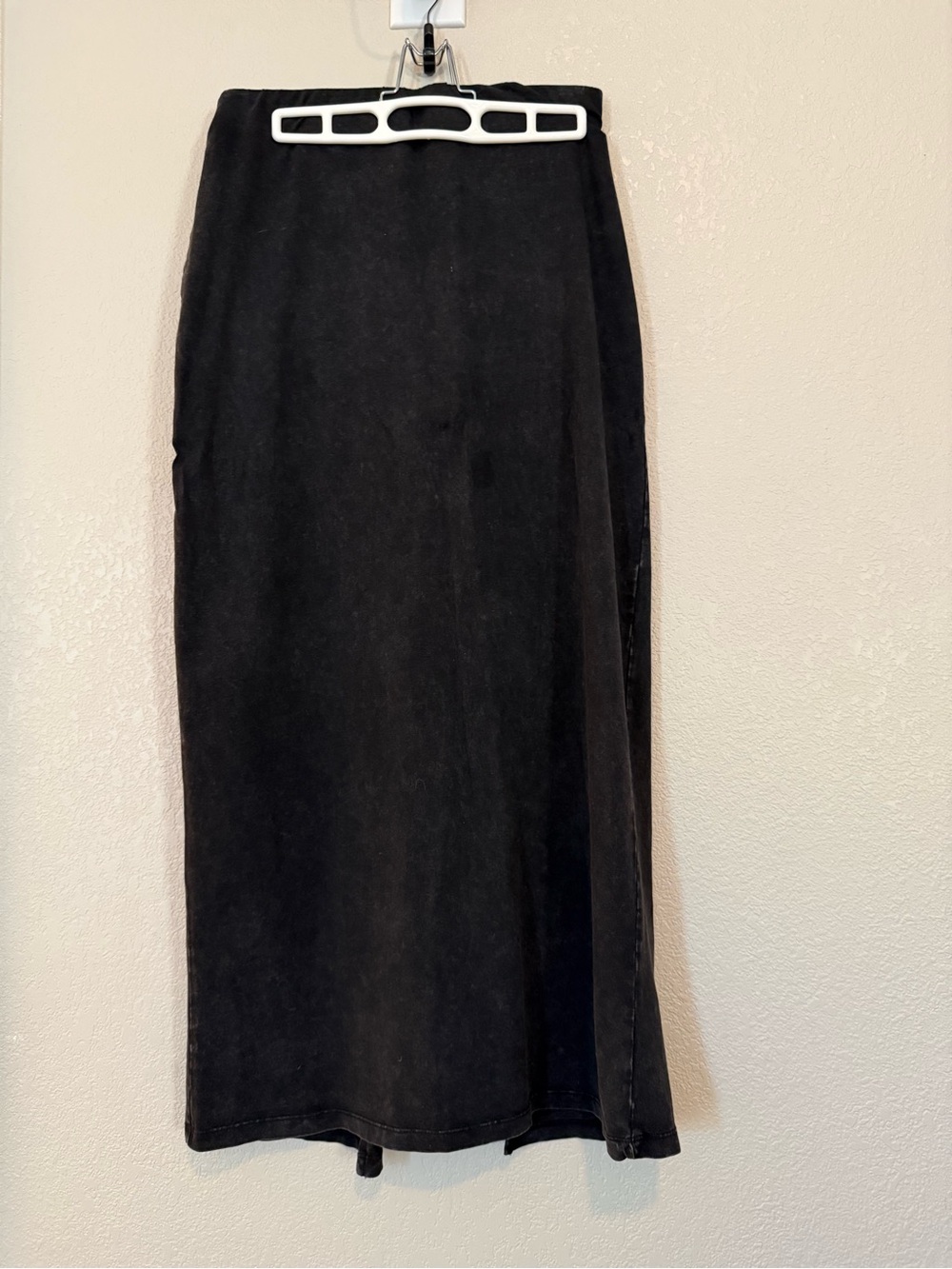 Casual, super softer Black Maxi Skirt - Timeless Everyday Style